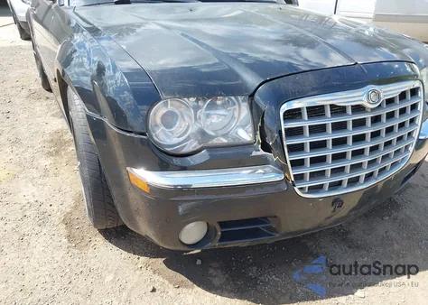 2009 Chrysler 300C Hemi из США, поврежденный, VIN 2C3KA63T89H580741
